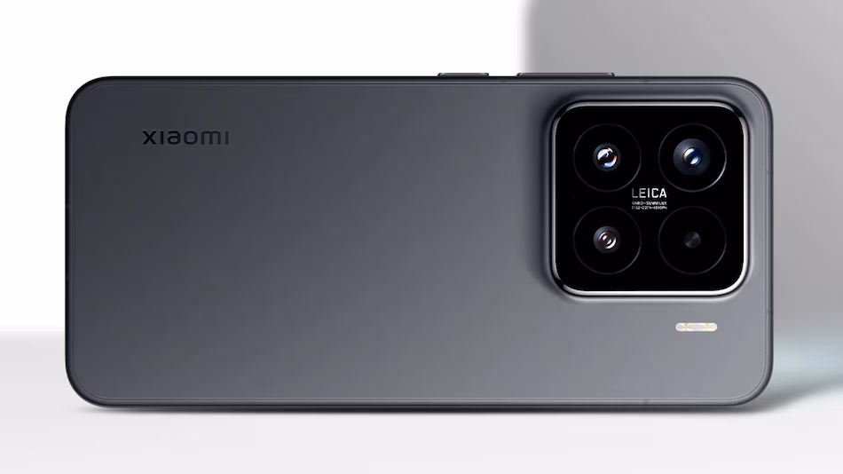 Xiaomi 17 Pro Max Leaked Image Reveals Rear Display in a Nod to the 11 Ultra.